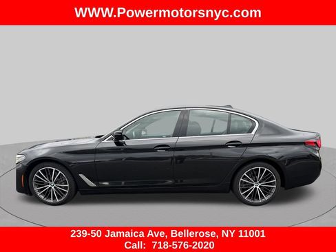 Used 2022 BMW 530i xDrive w/ Convenience Package AWD/4WD image 2