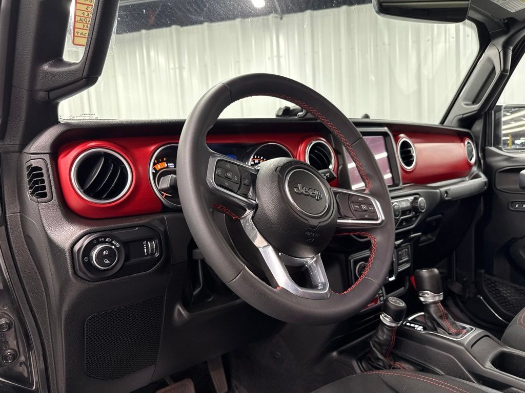 Used 2023 Jeep Gladiator Rubicon w/ Trailer Tow Package AWD/4WD image 19