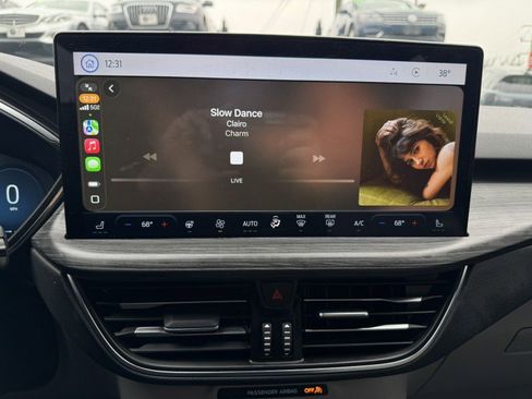 Used 2023 Ford Escape Platinum image 24