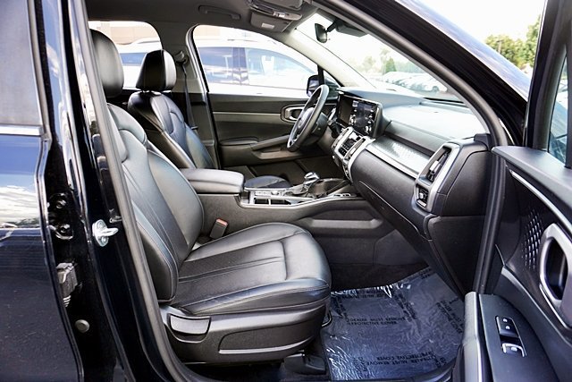 Used 2021 Kia Sorento S FWD image 21