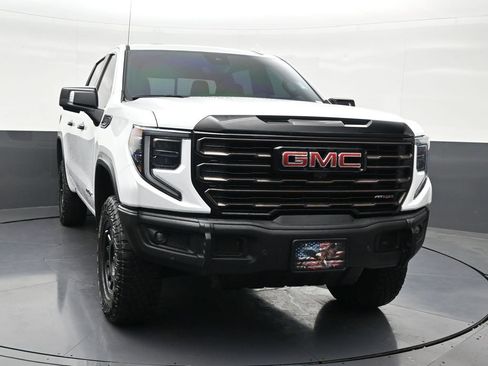 Used 2024 GMC Sierra 1500 AT4X w/ AT4X AEV Edition AWD/4WD image 8