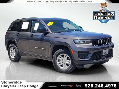Used 2023 Jeep Grand Cherokee Laredo w/ Luxury Tech Group I AWD/4WD image 1