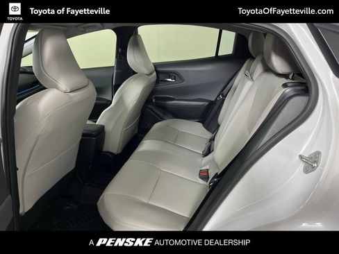 Used 2024 Toyota Prius XLE FWD image 22