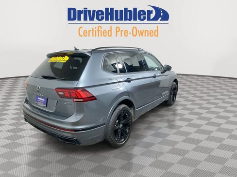 Used 2023 Volkswagen Tiguan SE R-Line image 2