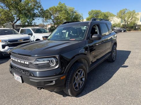 Used 2023 Ford Bronco Sport Badlands AWD/4WD image 3