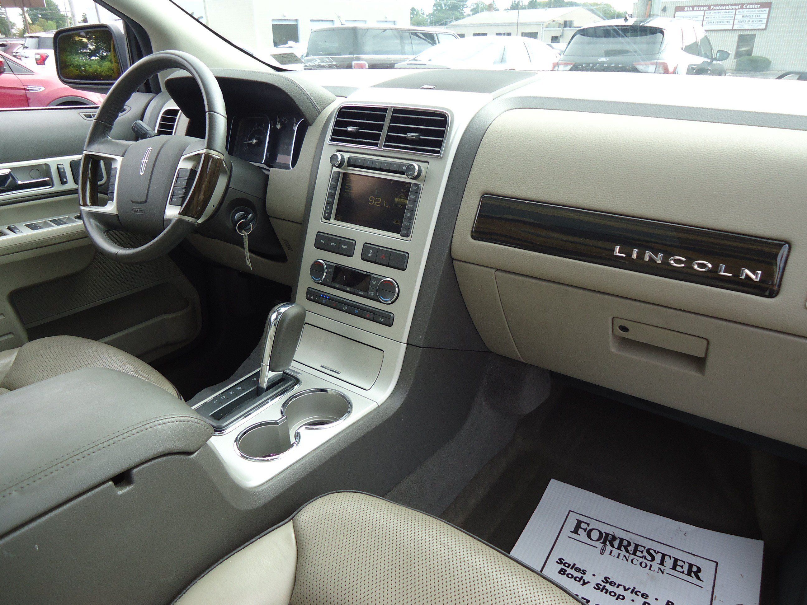 Used 2009 Lincoln MKX AWD image 24