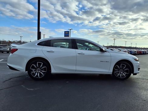 Used 2025 Chevrolet Malibu RS image 29