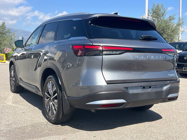 Certified 2027 INFINITI QX60 Luxe w/ Cargo Package FWD image 3