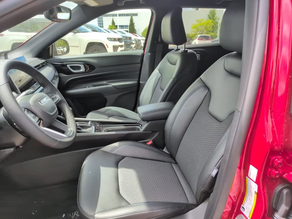 New 2026 Jeep Compass Latitude AWD/4WD image 21