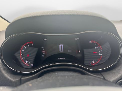 Used 2018 Dodge Durango GT RWD image 14