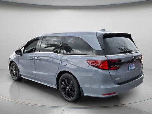 Used 2024 Honda Odyssey Sport image 8