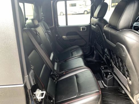 Used 2021 Jeep Gladiator Rubicon image 22