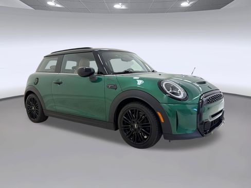 Used 2024 MINI Cooper S FWD image 7