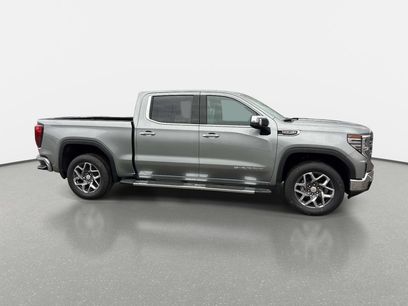 New 2026 GMC Sierra 1500 SLT w/ SLT Premium Package