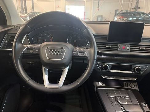 Used 2020 Audi Q5 2.0T Premium w/ Convenience Package AWD/4WD image 13