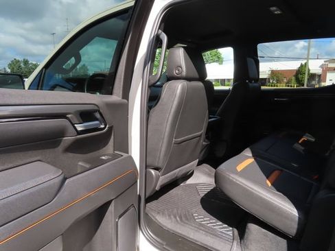 Used 2026 GMC Sierra 1500 AT4 w/ Technology Package AWD/4WD image 21
