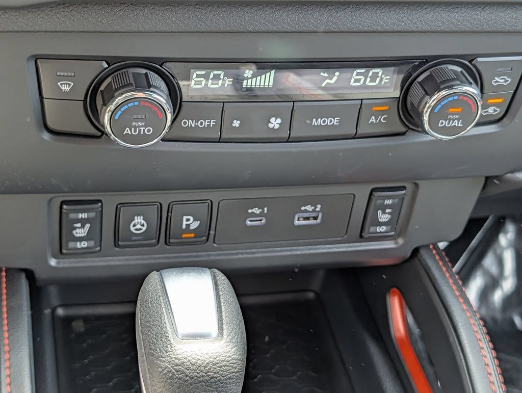 Used 2026 Nissan Frontier PRO-4X AWD/4WD image 19