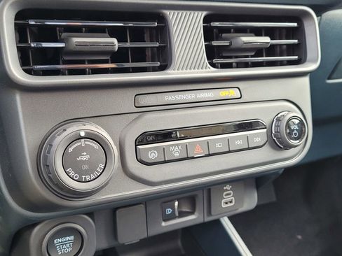 New 2025 Ford Maverick Lariat w/ Black Appearance Package image 47