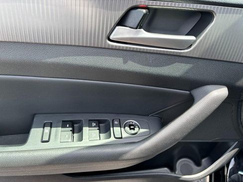 Used 2019 Hyundai Sonata Sport w/ Tech Package 03 FWD image 15