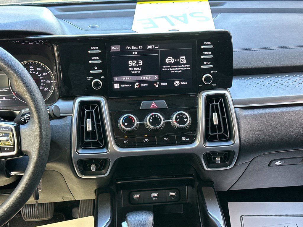 Used 2022 Kia Sorento LX FWD image 45