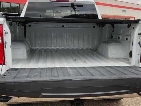Used 2022 Chevrolet Silverado 1500 LTZ w/ LTZ Convenience Package II AWD/4WD image 10