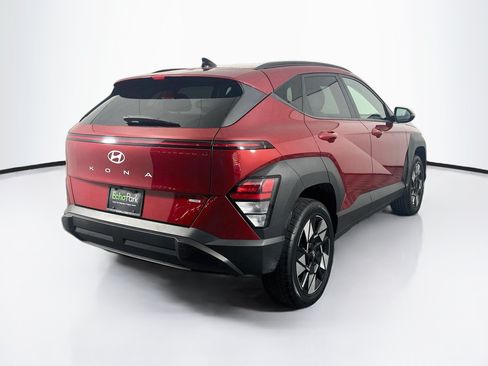 Used 2024 Hyundai Kona SEL AWD/4WD image 9