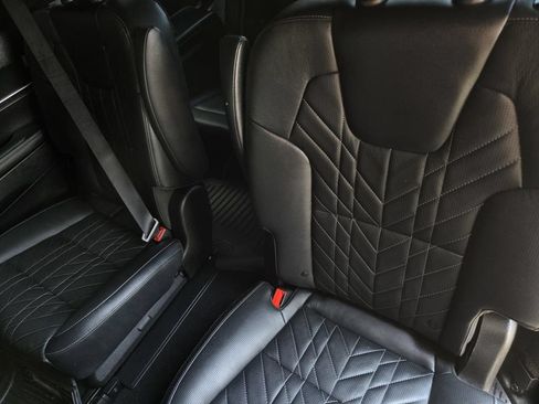 Used 2023 Kia Telluride EX X-Line AWD/4WD image 13