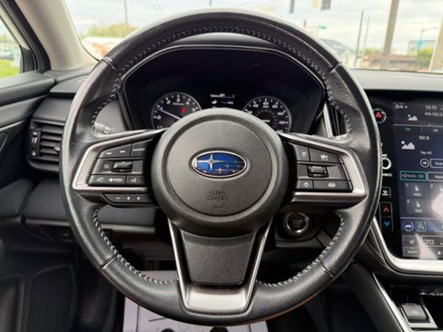 Used 2023 Subaru Outback Premium AWD/4WD image 19