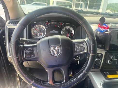 Used 2018 RAM 1500 Big Horn AWD/4WD image 26