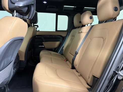 New 2026 Land Rover Defender 110 X-Dynamic SE AWD/4WD image 21