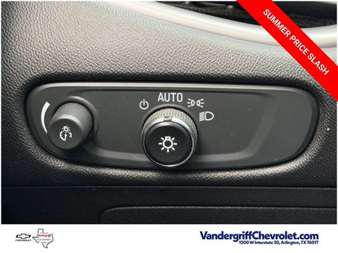 Used 2021 Chevrolet Malibu LS FWD image 20