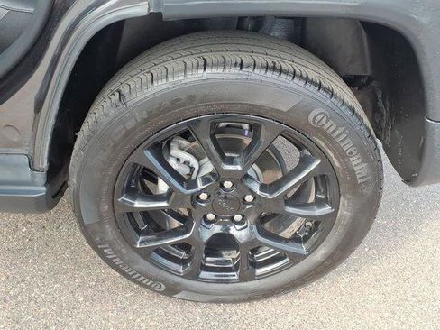 Certified 2023 Jeep Compass Altitude AWD/4WD image 14