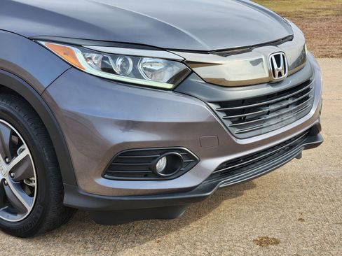 Used 2021 Honda HR-V EX image 12