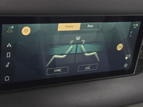 Used 2023 Land Rover Defender 110 SE image 33