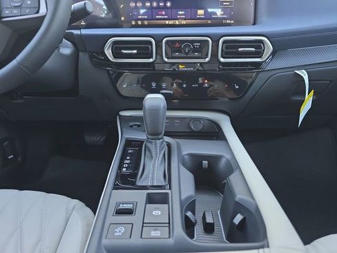 New 2026 Nissan Sentra SL image 3