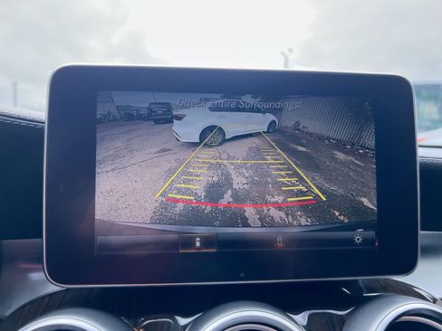 Used 2016 Mercedes-Benz GLC 300 4MATIC image 17