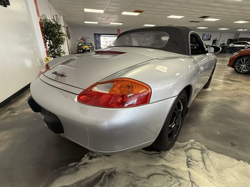 Used 1999 Porsche Boxster RWD image 6