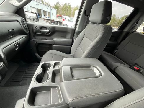 Used 2022 Chevrolet Silverado 1500 Custom image 21