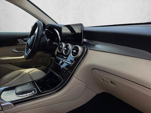 Certified 2021 Mercedes-Benz GLC 300 image 18