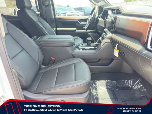 New 2026 GMC Sierra 1500 Denali w/ Technology Package AWD/4WD image 19