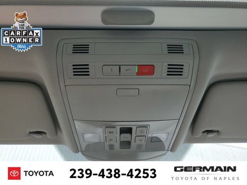 Used 2023 Volkswagen Jetta SE w/ Panoramic Sunroof Package FWD image 35