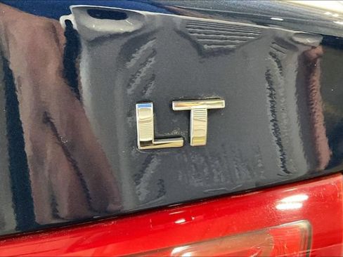 Used 2021 Chevrolet Malibu LT FWD image 8