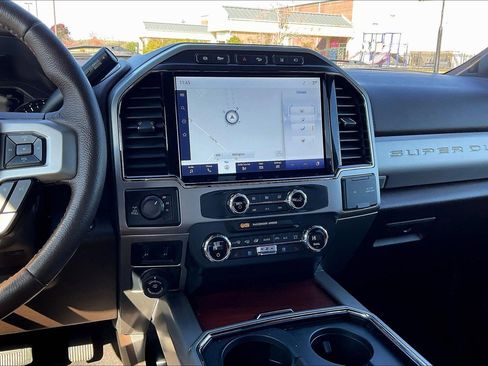 Used 2022 Ford F250 King Ranch image 6