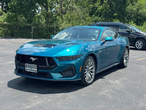 Used 2026 Ford Mustang GT Premium RWD image 9
