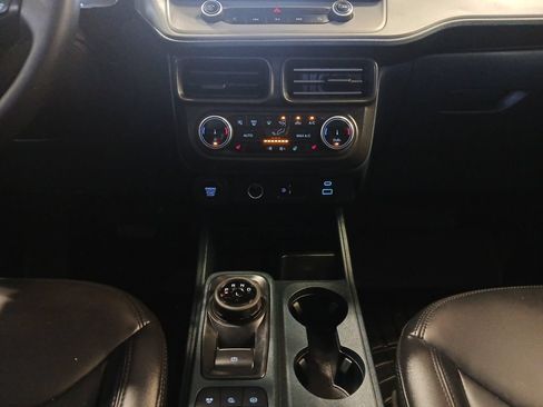 Used 2024 Ford Maverick Lariat w/ Black Appearance Package FWD image 11