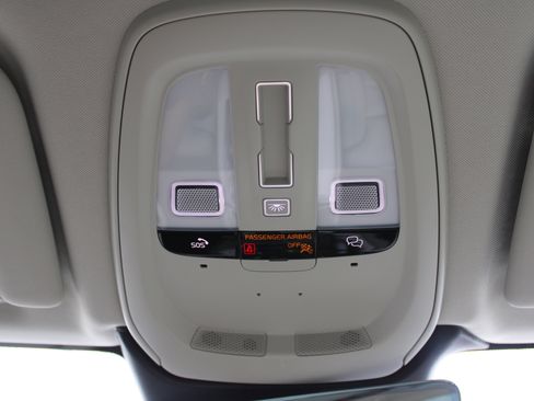 New 2026 Volvo XC60 B5 Ultra w/ Climate Package image 24