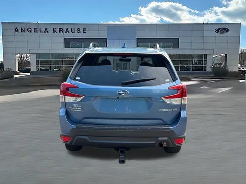 Used 2020 Subaru Forester Premium AWD/4WD image 7