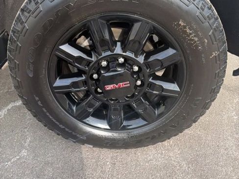 Certified 2024 GMC Sierra 3500 AT4 w/ AT4 Preferred Package image 18