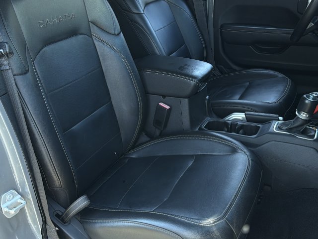 Used 2022 Jeep Wrangler Unlimited Sahara AWD/4WD image 34