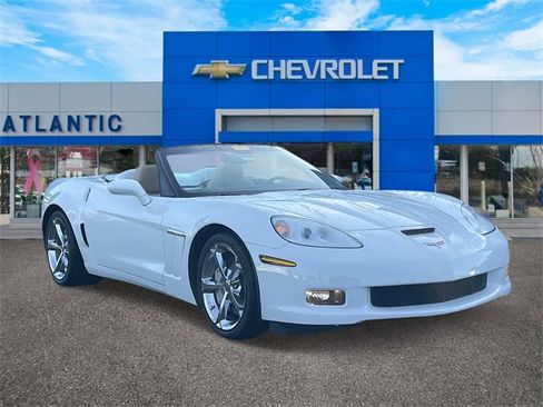 Used 2012 Chevrolet Corvette Grand Sport w/ 3LT Preferred Equipment Group image 5